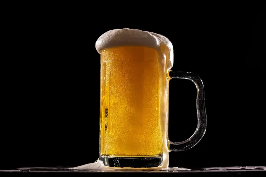 Pint of local English ale, included with the Sportsman tasting experience