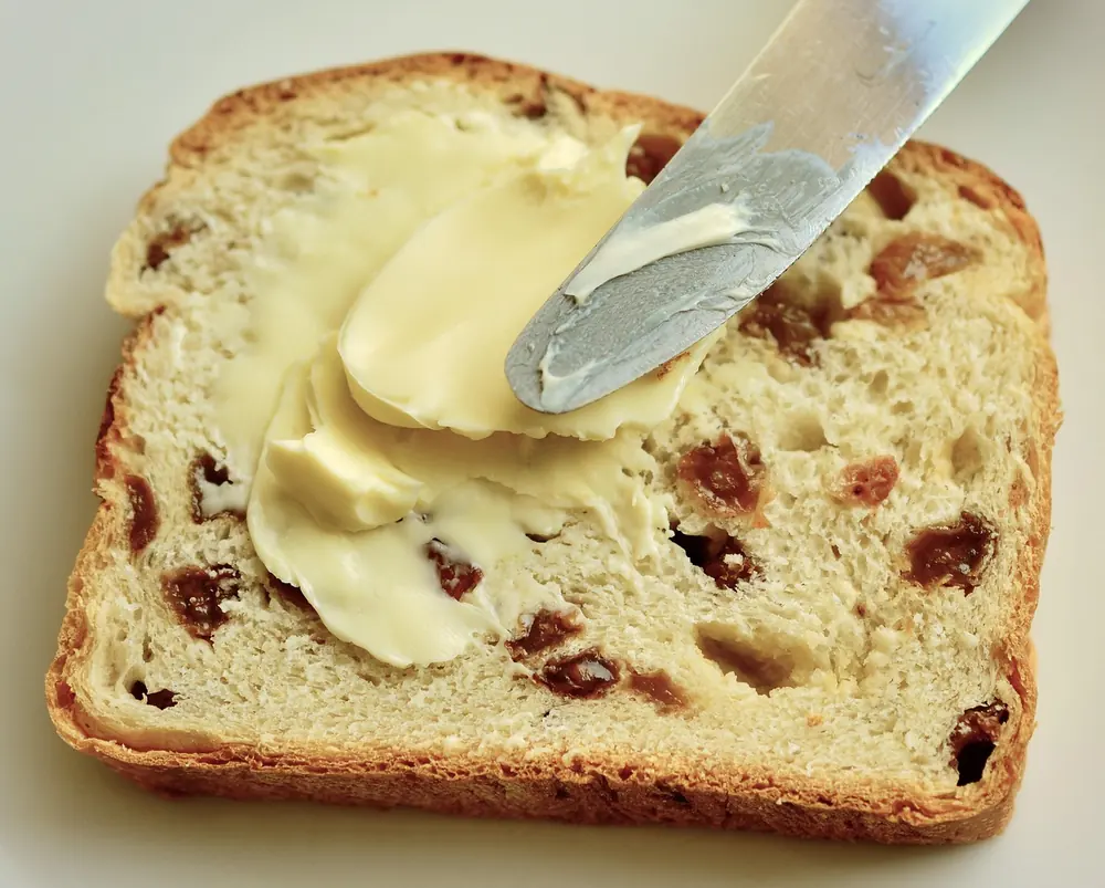 Bread and butter of the kind that opens every meal at The Sportsman